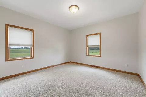 Bedroom - 2127 75th Ave, Aledo, IL 61231 photo 2 of 2