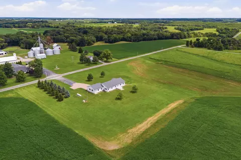 View/Area - 2127 75th Ave, Aledo, IL 61231 photo 7 of 9