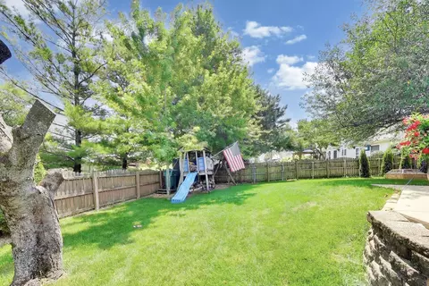 Exterior - 24902 W Ambrose Rd, Plainfield, IL 60585 photo 7 of 8