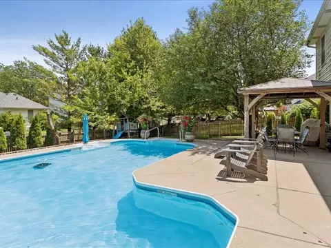 Exterior - 24902 W Ambrose Rd, Plainfield, IL 60585 photo 3 of 8