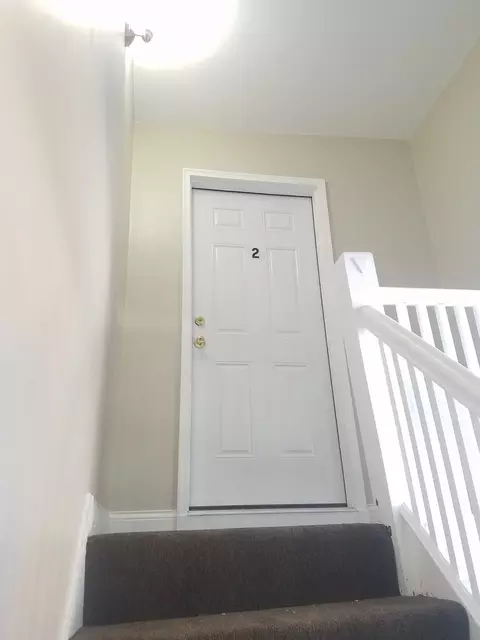 Entry Way - 331 W 76th St, Chicago, IL 60620 photo 1 of 3