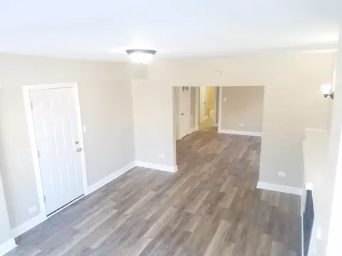Living - 331 W 76th St, Chicago, IL 60620 photo 3 of 10