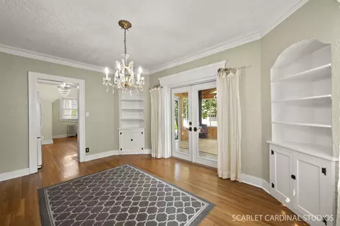 Dining - 821 Howard St, Wheaton, IL 60187 photo 1 of 1