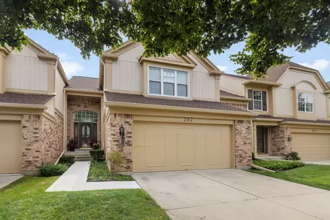282 Lorraine Cir, Bloomingdale, IL 60108