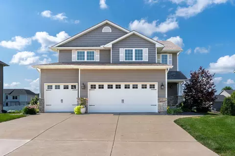 4367 55th Ave, Bettendorf, IA 52722