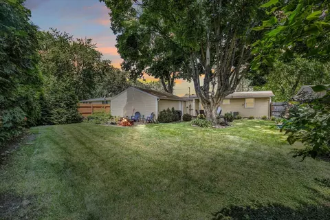 Exterior - 901 E Fairview Dr, Tuscola, IL 61953 photo 13 of 17