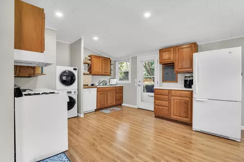 Kitchen - 901 E Fairview Dr, Tuscola, IL 61953 photo 3 of 4