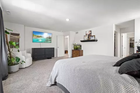 Bedroom - 25417 W Ryan Ln, Plainfield, IL 60586 photo 2 of 4