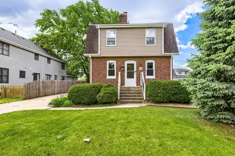 15 W Ann St, Lombard, IL 60148