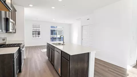 Kitchen - 1309 Foxglove Dr, Bartlett, IL 60103 photo 3 of 4