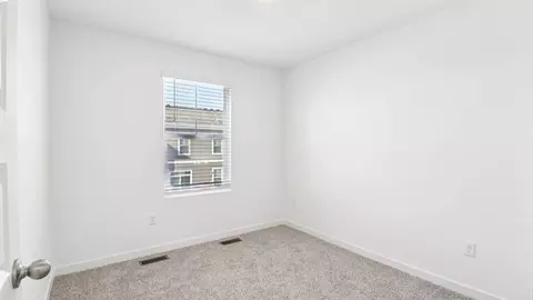 Bedroom - 1309 Foxglove Dr, Bartlett, IL 60103 photo 3 of 5