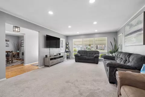 Other - 620 E 10th St, Lockport, IL 60441 photo 1 of 7