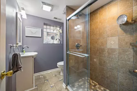 Bath - 1725 E 84th St, Chicago, IL 60617 photo 2 of 2