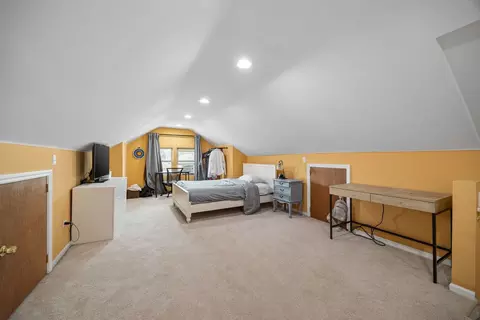 Bedroom - 1725 E 84th St, Chicago, IL 60617 photo 4 of 6