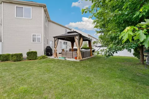 Exterior - 2306 Maple Ridge Dr, Plainfield, IL 60586 photo 3 of 3