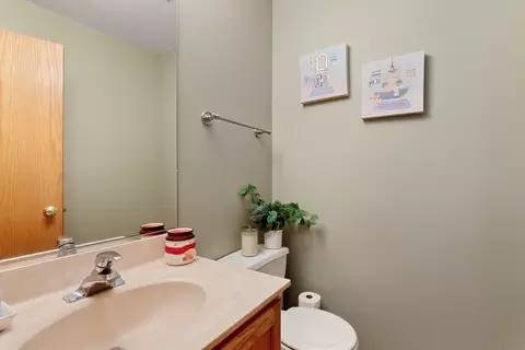 Bath - 2306 Maple Ridge Dr, Plainfield, IL 60586 photo 1 of 4