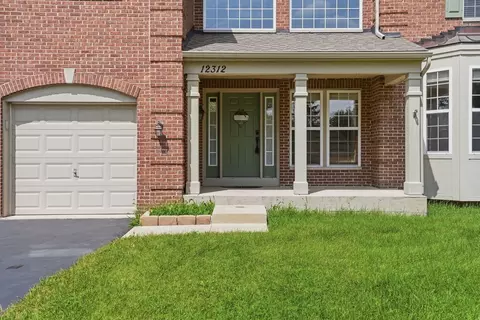 Exterior - 12312 Blue Iris Ln, Plainfield, IL 60585 photo 7 of 8