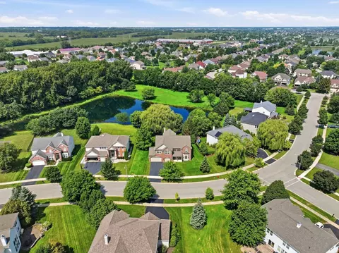 View/Area - 12312 Blue Iris Ln, Plainfield, IL 60585 photo 1 of 8