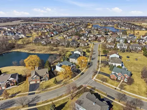 View/Area - 12312 Blue Iris Ln, Plainfield, IL 60585 photo 7 of 7