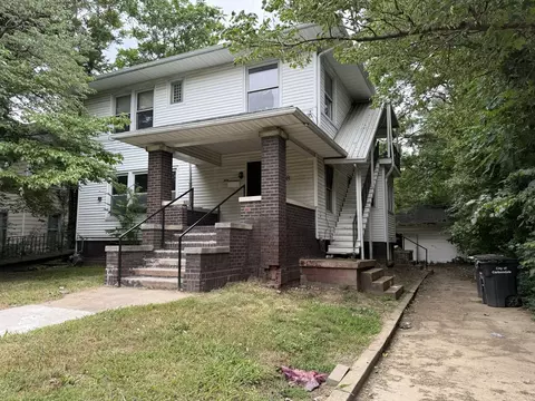 608 W Main St, Carbondale, IL 62901