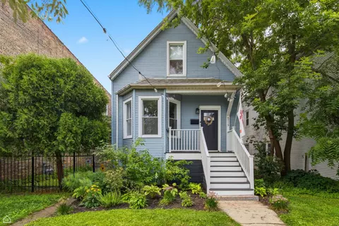 4715 W Grace St, Chicago, IL 60641