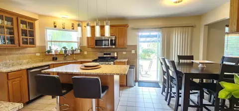 Kitchen - 7307 Atkinson Cir, Plainfield, IL 60586 photo 4 of 5