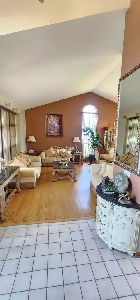 Entry Way - 7307 Atkinson Cir, Plainfield, IL 60586 photo 2 of 12