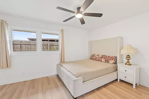Bedroom - 6940 Olympic Dr, Bridgeview, IL 60455 photo 5 of 6