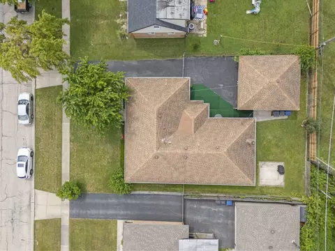 View/Area - 6940 Olympic Dr, Bridgeview, IL 60455 photo 1 of 3