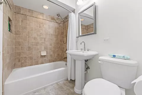 Bath - 6940 Olympic Dr, Bridgeview, IL 60455 photo 2 of 2