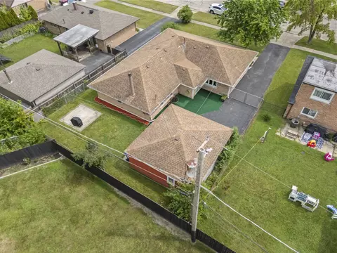View/Area - 6940 Olympic Dr, Bridgeview, IL 60455 photo 2 of 3