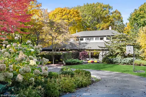 235 Moraine Rd, Highland Park, IL 60035