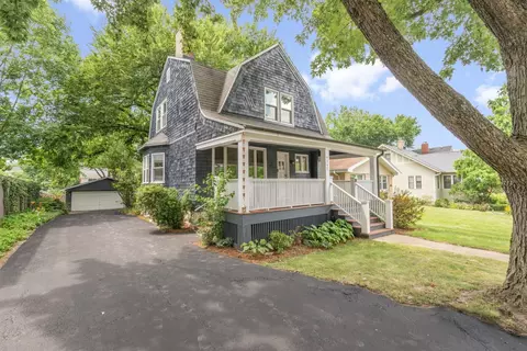 4142 Wolf Rd, Western Springs, IL 60558