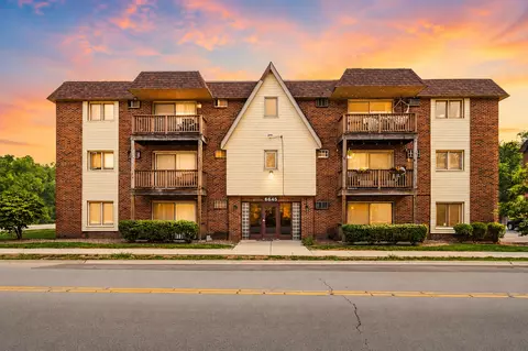 6645 172nd St #1C, Tinley Park, IL 60477