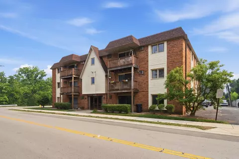 6645 172nd St #1C, Tinley Park, IL 60477