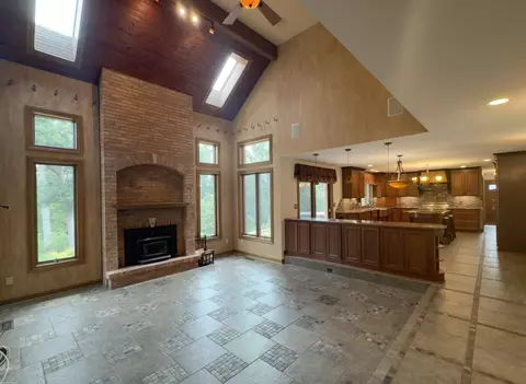 Living - 5788 E 105th Pl, Crown Point, IN 46307 photo 5 of 15