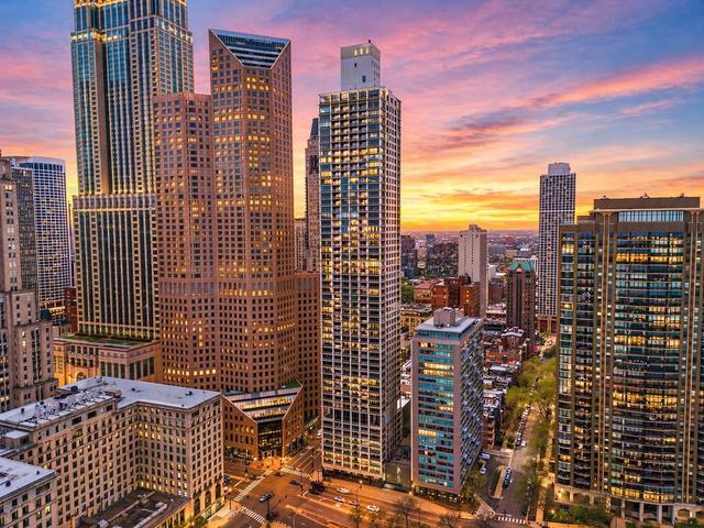1000 N Lake Shore Plz #24C, Chicago, IL 60611