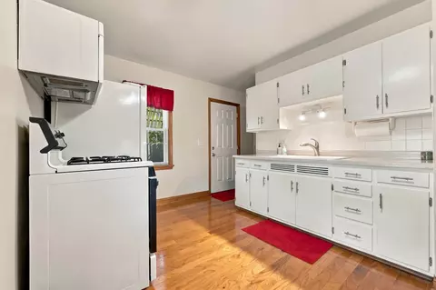 Kitchen - 677 Clark St, Elgin, IL 60123 photo 2 of 4