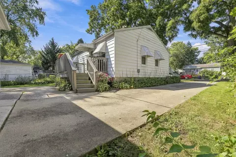 Exterior - 677 Clark St, Elgin, IL 60123 photo 4 of 13