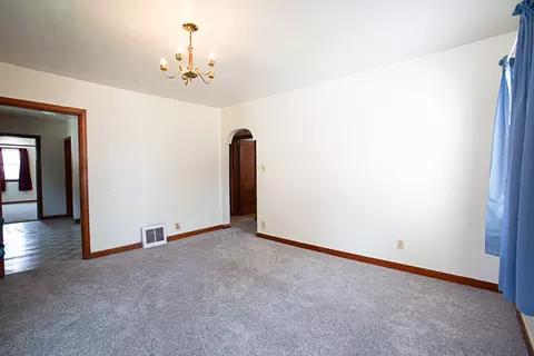 618 Maple St, Bloomington, IL 61701 photo 4