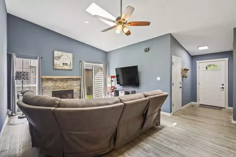 Other - 1744 Ranchview Dr, Naperville, IL 60565 photo 2 of 3