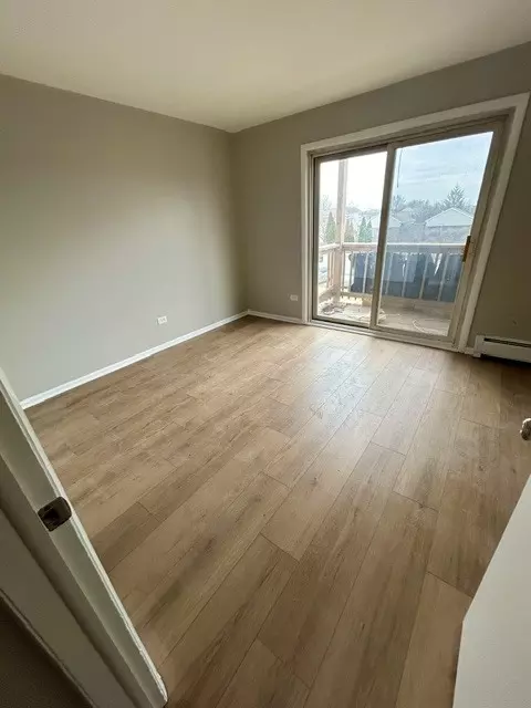 821 Bode Rd #4, Elgin, IL 60120 photo 3