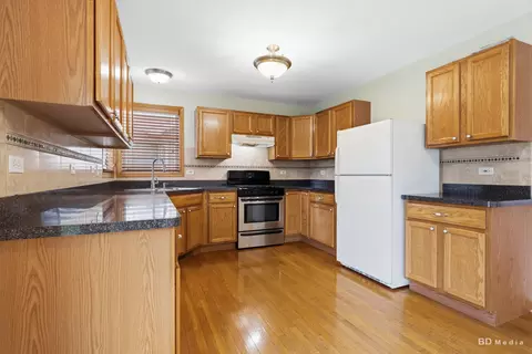 Kitchen - 1636 Mallards Cv, Beecher, IL 60401 photo 1 of 2