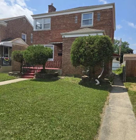 Exterior - 2106 S 22nd Ave, Broadview, IL 60155 photo 3 of 7