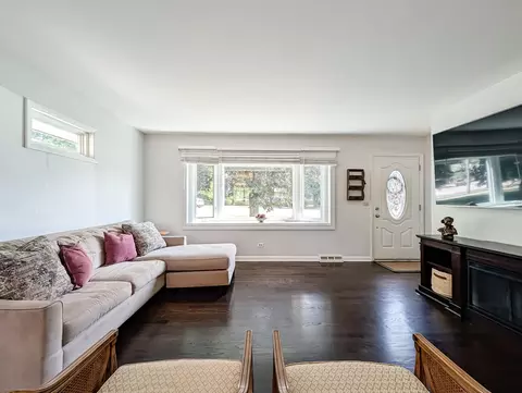 Living - 1005 E Irving Park Rd, Itasca, IL 60143 photo 5 of 7