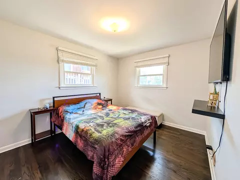 Bedroom - 1005 E Irving Park Rd, Itasca, IL 60143 photo 4 of 4