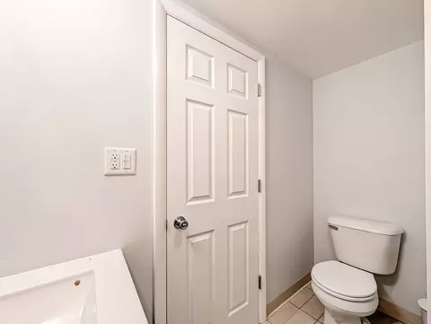 Bath - 1005 E Irving Park Rd, Itasca, IL 60143 photo 7 of 7