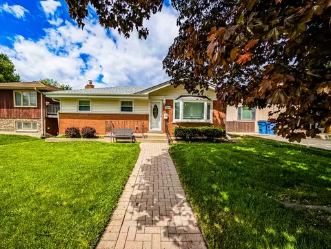 Exterior - 1005 E Irving Park Rd, Itasca, IL 60143 photo 9 of 9