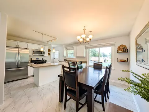 Dining - 1005 E Irving Park Rd, Itasca, IL 60143 photo 1 of 3