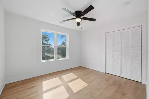 Bedroom - 638 E 65th St, Chicago, IL 60637 photo 2 of 3